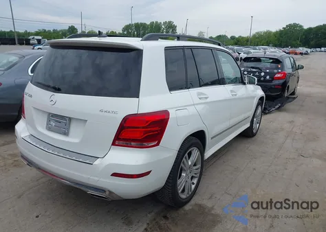 2015 Mercedes-Benz Glk 350 4Matic z USA, uszkodzony, nr VIN WDCGG8JB3FG337703